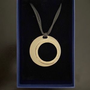 Swarovski narrow circle pendant necklace